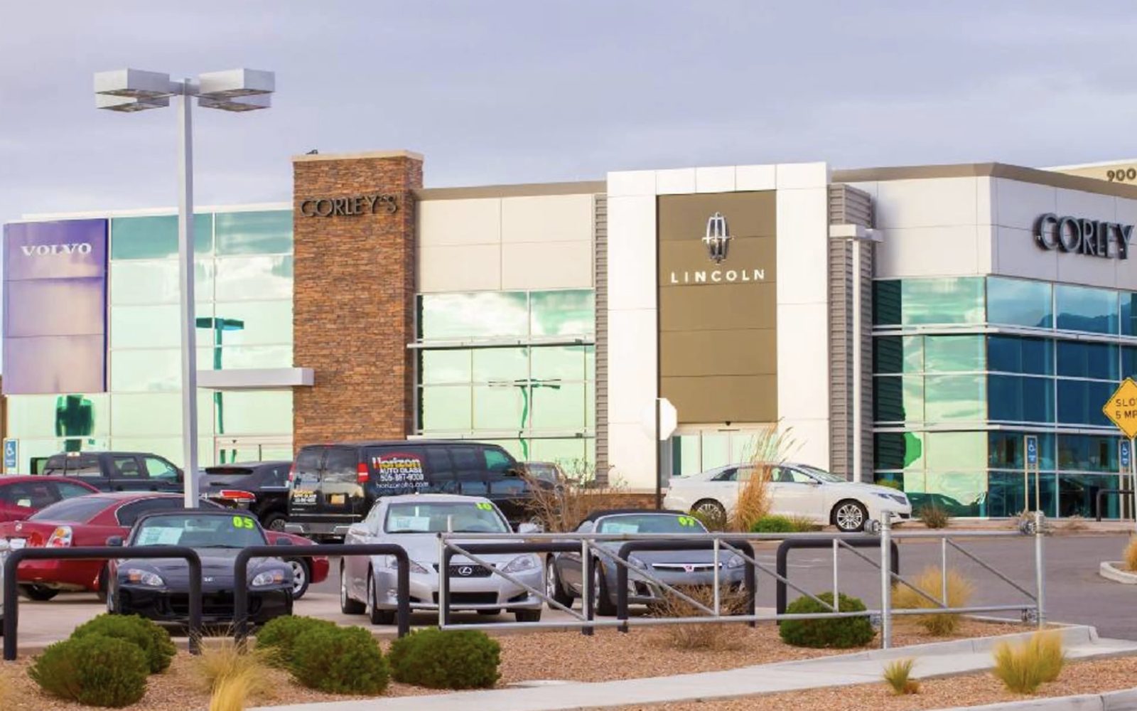 Corley's Albuquerque Lincoln Volvo dealership in Albuquerque, New Mexico